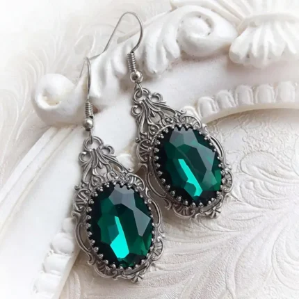green-jade-earrings-harmony-luck-&-abundance